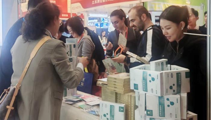 Qingdao Saildar Medical Co., Ltd Le Cóiriú Aigéad Hyaluronic Shines i Chengdu Beauty Expo, Tús a chur le Turas Nua ar Chúram Skin Qingdao Saildar Medical Co., Ltd Le Cóiriú Aigéad Hyaluronic Shines i Chengdu Beauty Expo, Tús a chur le Turas Nua ar Chúram Skin